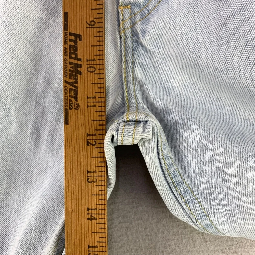 Levis measurements waist
